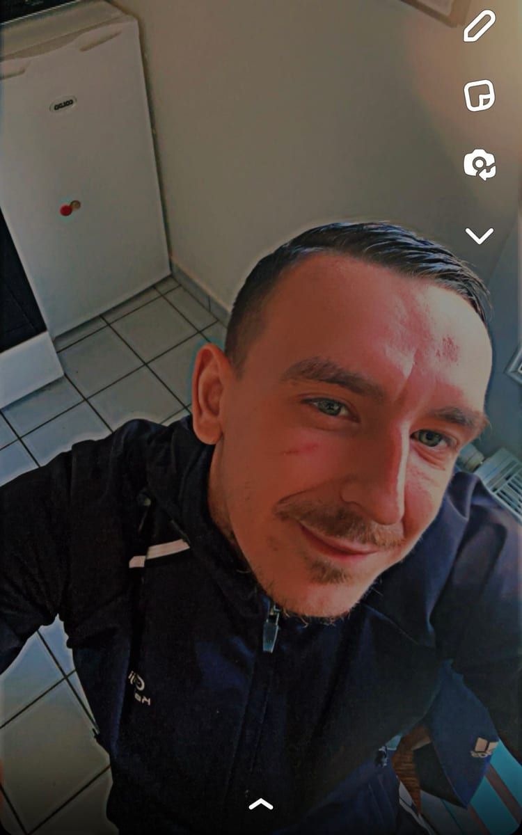 Souleiman - Gay in Angermünde Profil von Souleiman, 31 Jahre, Gay in Angermünde (Brandenburg)