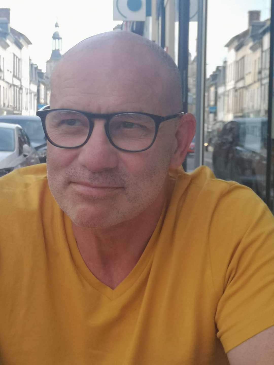 Profil von Pawel, 25 Jahre, Gay in Bad Liebenwerda (Brandenburg)