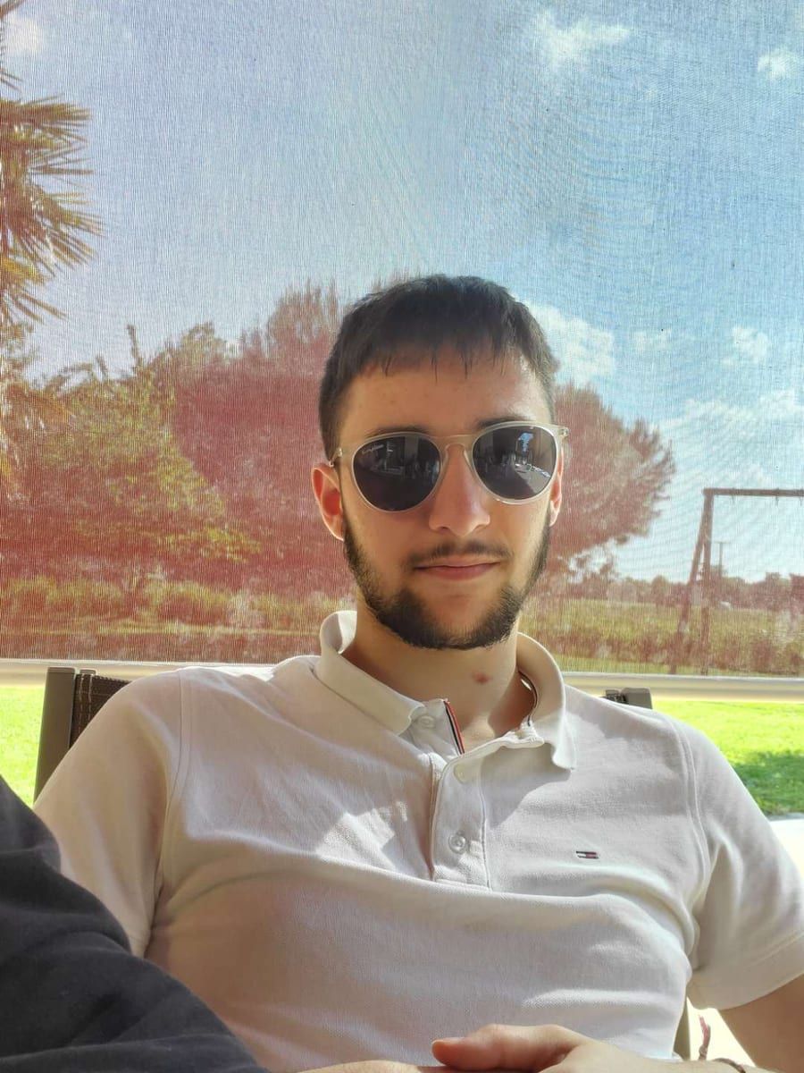 Profil von Fedi, 25 Jahre, Gay in Cottbus (Brandenburg)