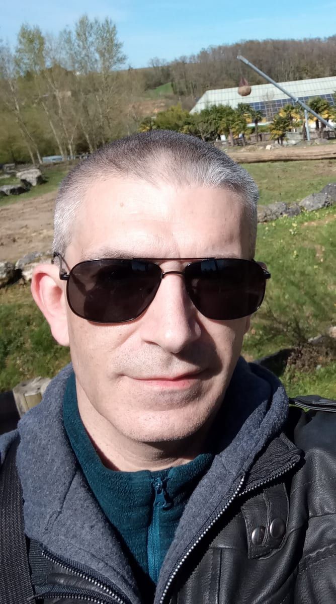 Profil von Amalio, 41 Jahre, Gay in Hohenleipisch (Brandenburg)