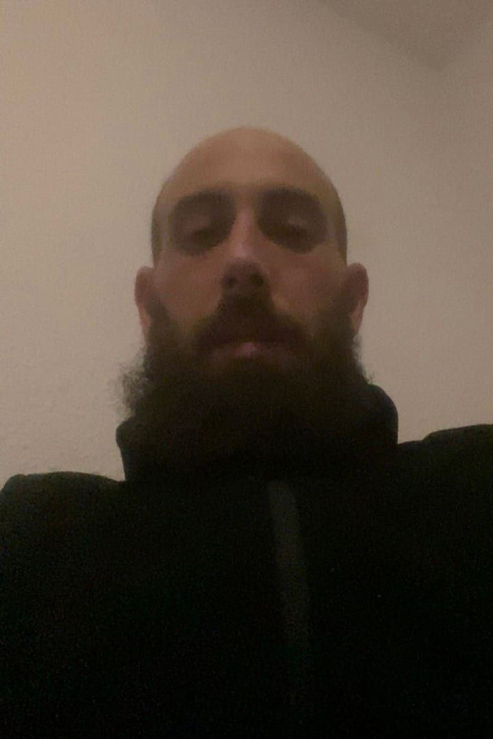 Profil von Girel, 22 Jahre, Gay in Bad Liebenwerda (Brandenburg)