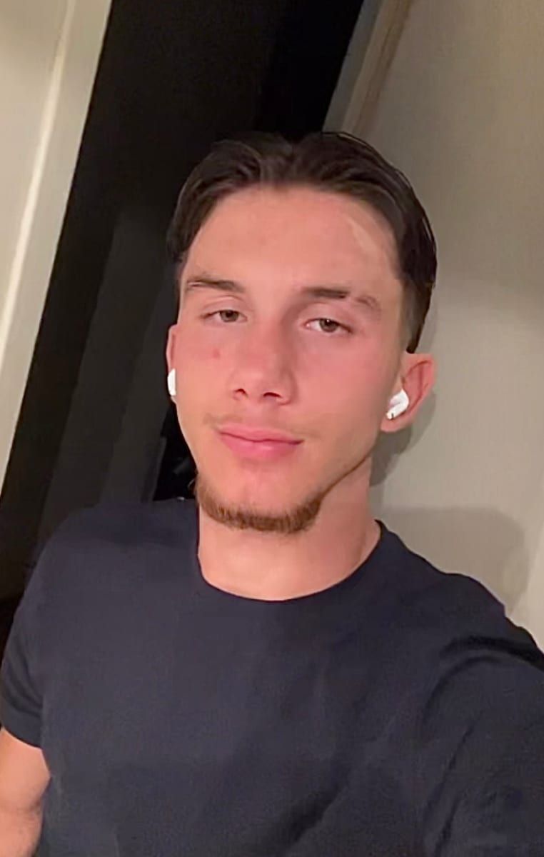 Noamane - Gay in Kolkwitz Profil von Noamane, 27 Jahre, Gay in Kolkwitz (Brandenburg)