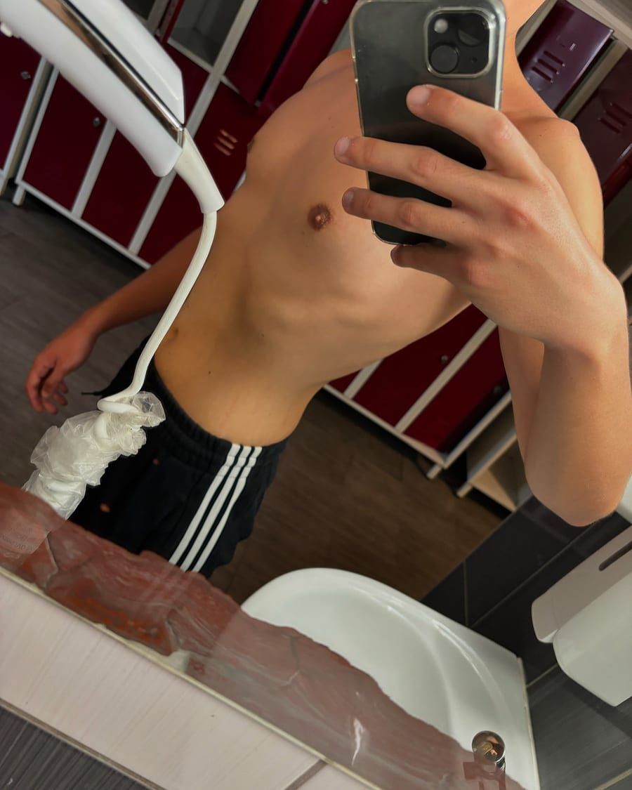Profil von Hiro, 32 Jahre, Gay in Hermsdorf (Brandenburg)
