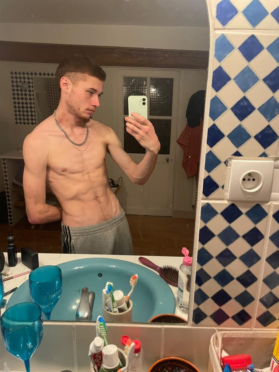 Profil von Ali-can, 26 Jahre, Gay in Rauen (Brandenburg)