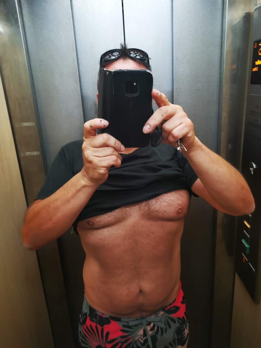 Lucky - Gay in Kolkwitz Profil von Lucky, 37 Jahre, Gay in Kolkwitz (Brandenburg)