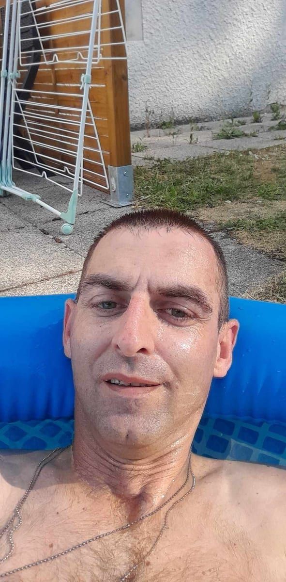 Profil von Estienne, 24 Jahre, Gay in Schenkenberg (Brandenburg)