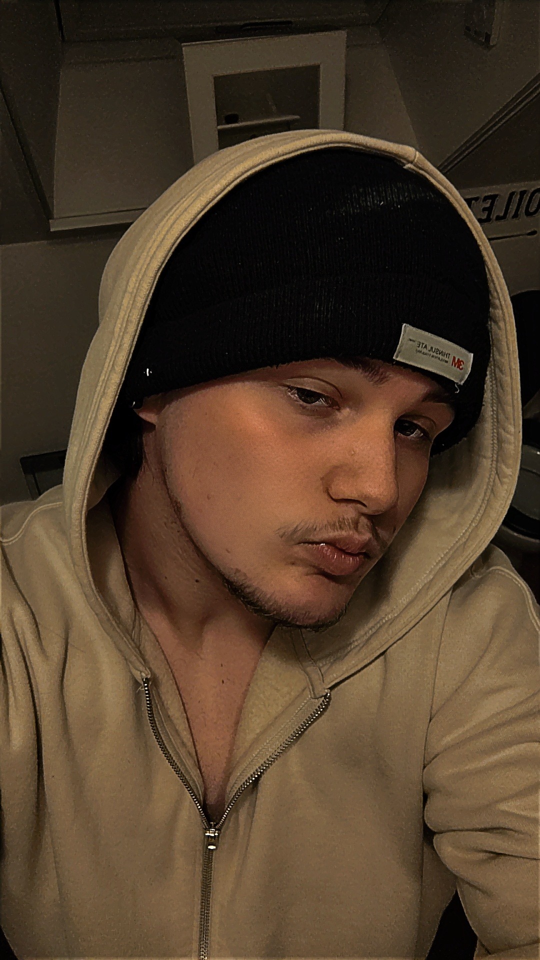 Profil von Waniss, 40 Jahre, Gay in Treplin (Brandenburg)