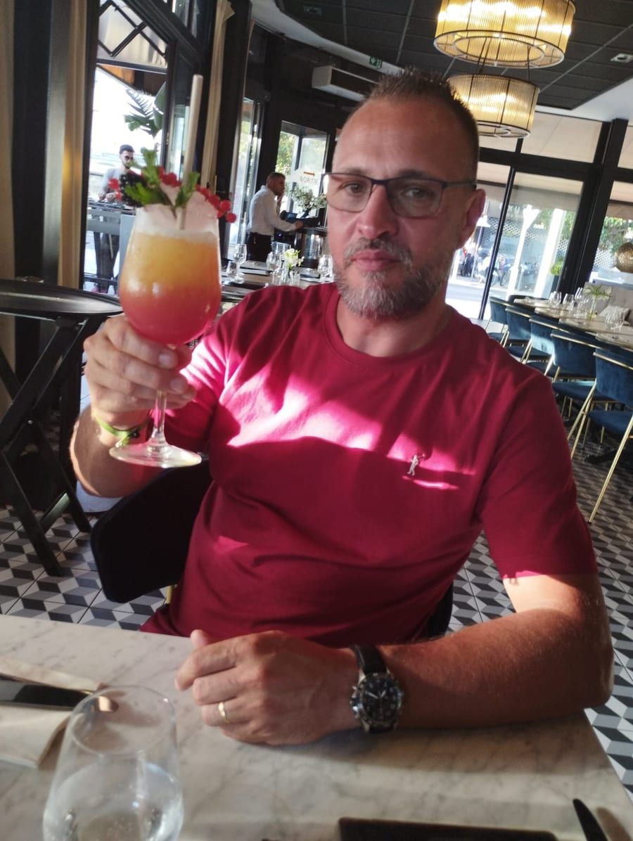 Profil von Ellio, 34 Jahre, Gay in Lauchhammer (Brandenburg)