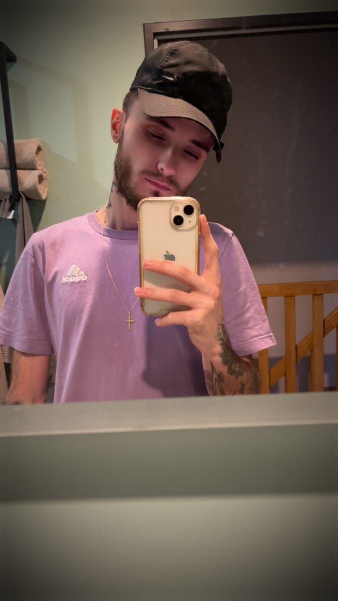 Profil von Vahan, 45 Jahre, Gay in Ahrensfelde (Brandenburg)